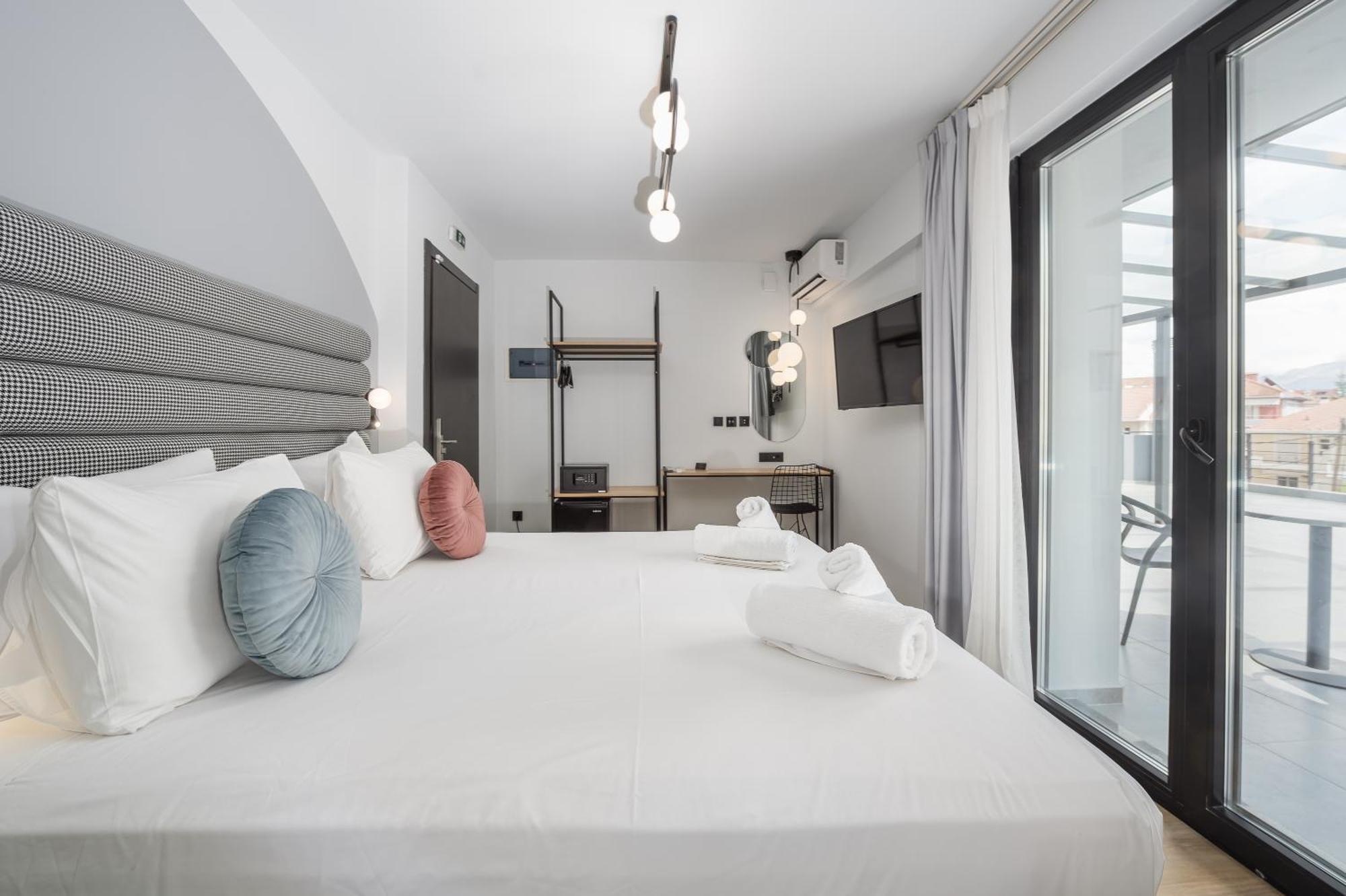 Centro Hotel Янина Стая снимка