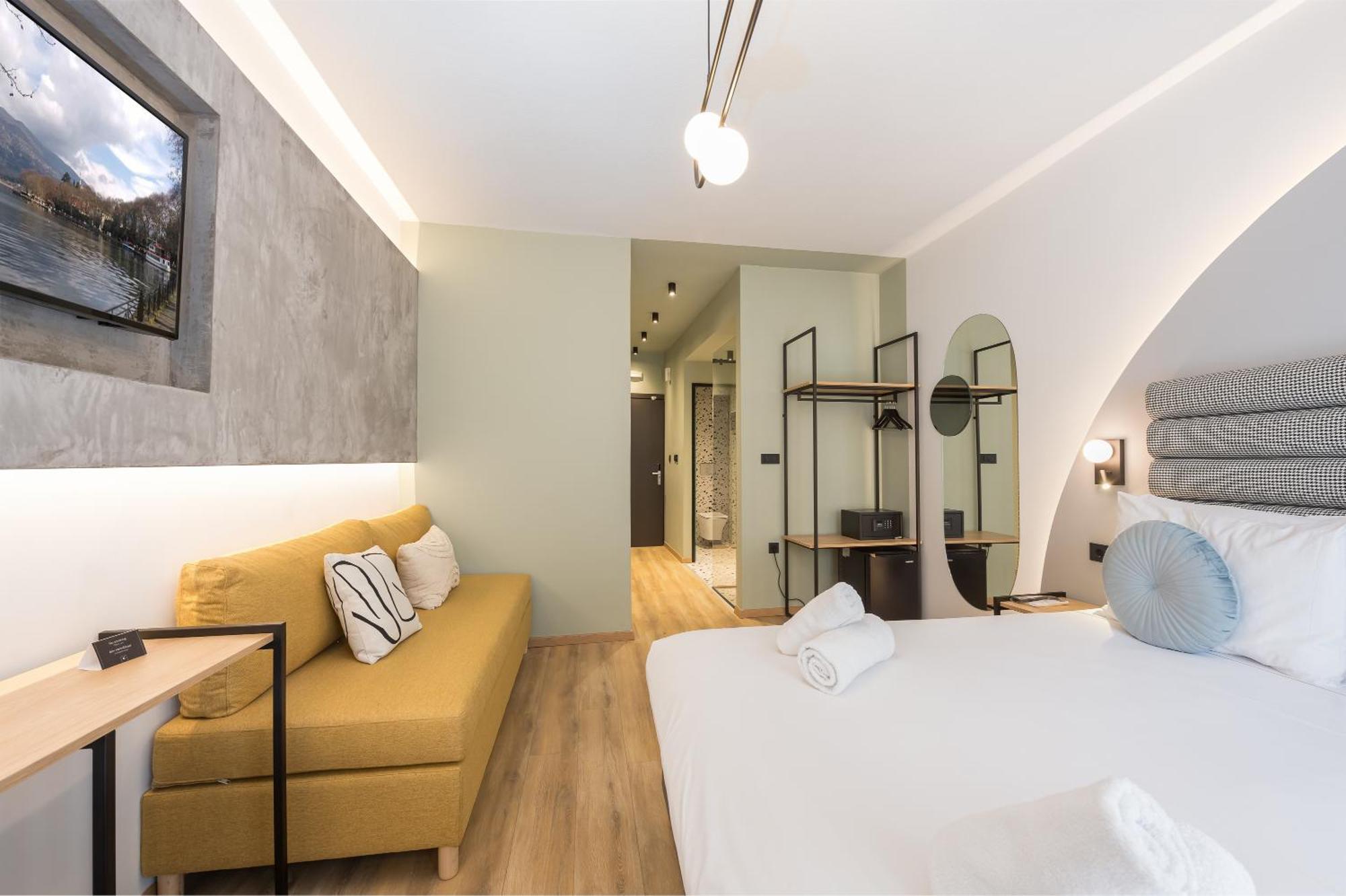 Centro Hotel Янина Стая снимка